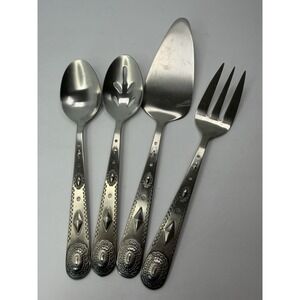 Wallace Stainless Taos Flatware 4 Serving Pieces Southwest Meat Fork Spoons